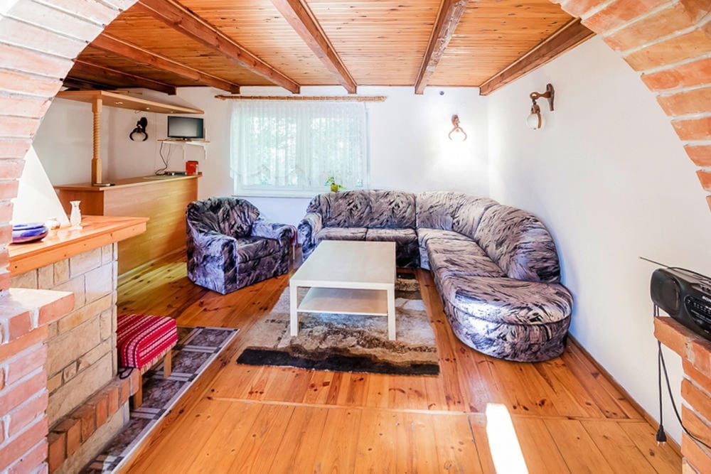 Holiday Home With Garden, Close to the Lake