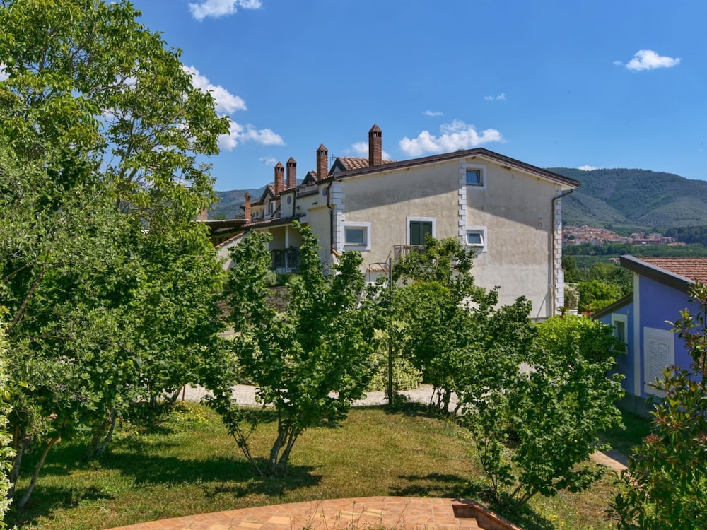 Holiday Home in San Cipriano With Pool view 3