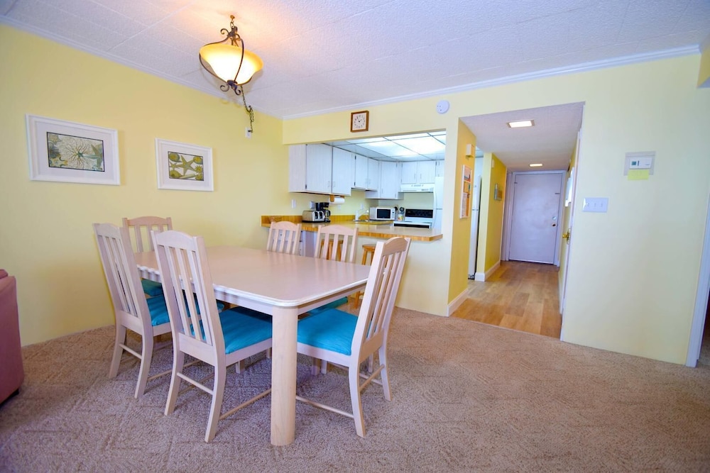 Ocean Hideaway 607 by RedAwning