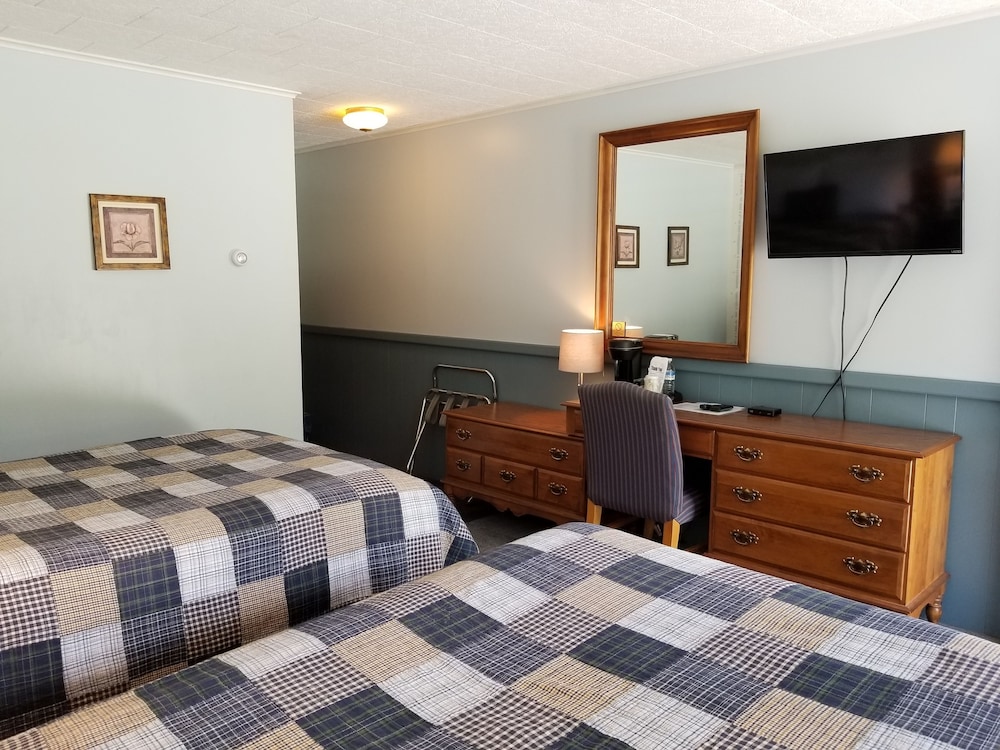 White Mountain Motel And Cottages