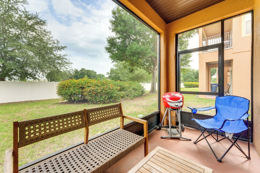 9 Mi to Disney: Gated Resort Escape w/ Pool Access