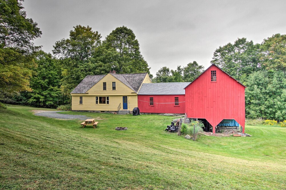 Historic Hanover Area Home, 16 Miles to Dartmouth!