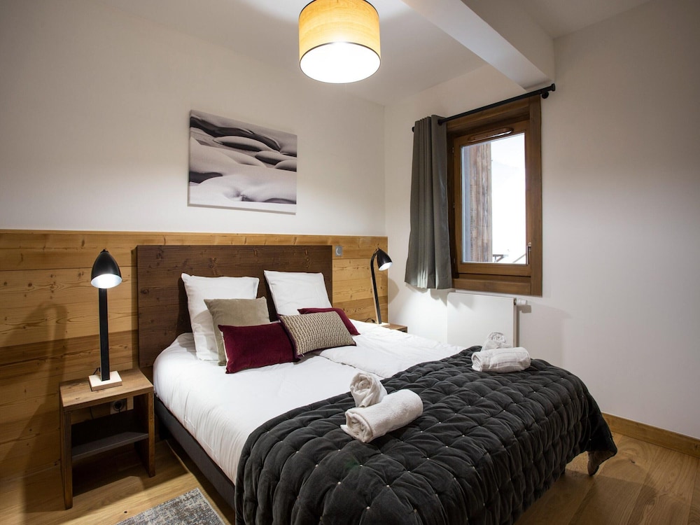 Chalet in Paradiski With Ski-in/ski-out Access