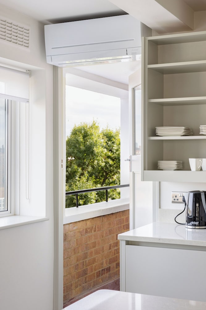 Lux Regents Park 2 bed 2 Bath Penthouse With AC