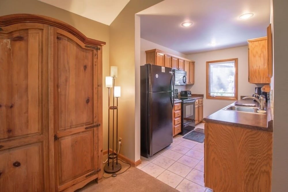 Riverwood on Fall River - Property Image 12