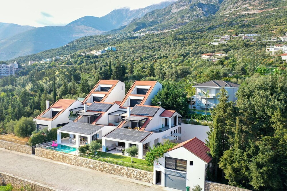 Villa 16 Dh rmi in Dh rmi