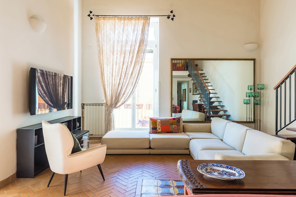 Residenza Capano Charming House by Napoliapartments