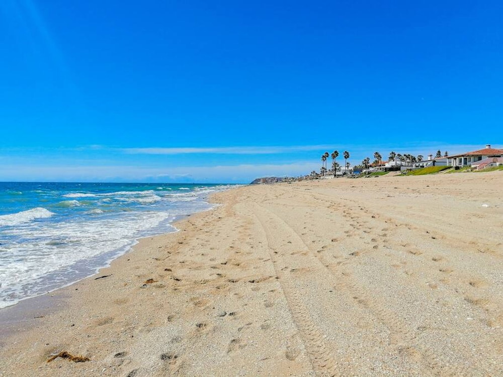 Glamorous Fully Equipped Condo With Amazing Sunset