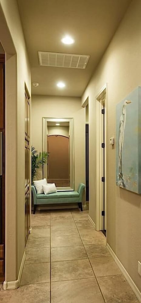 Sail Away By Signature Vacation Rentals - Property Image 2