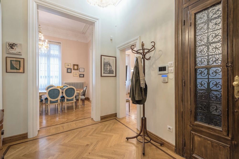 The Rare Luxury Gem in Kolonaki Sq - near Syntagma