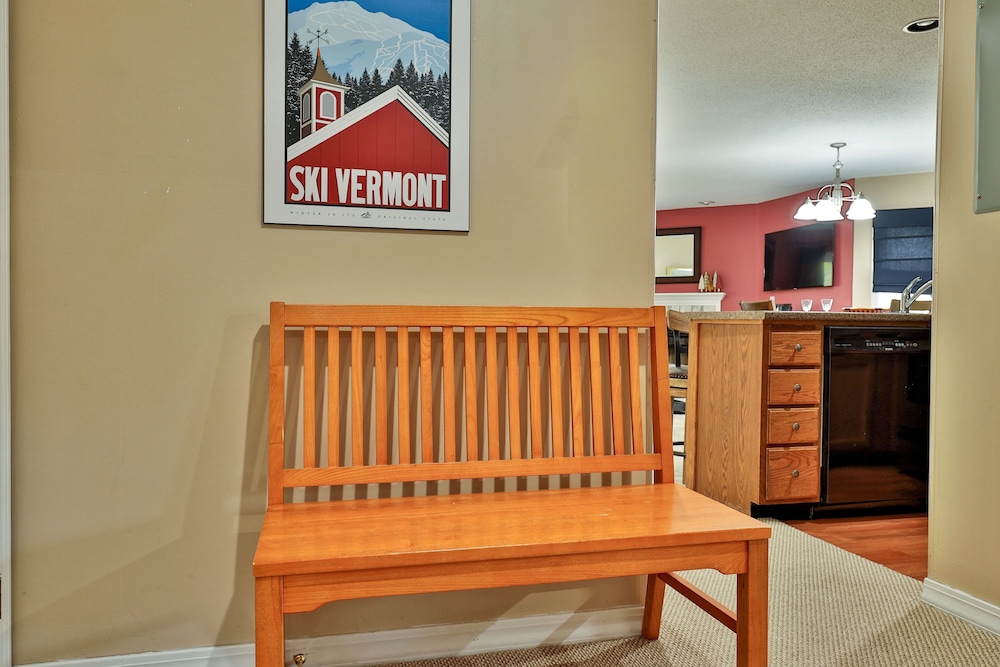 Pico Mountain Condo F106 3 Bedroom Home