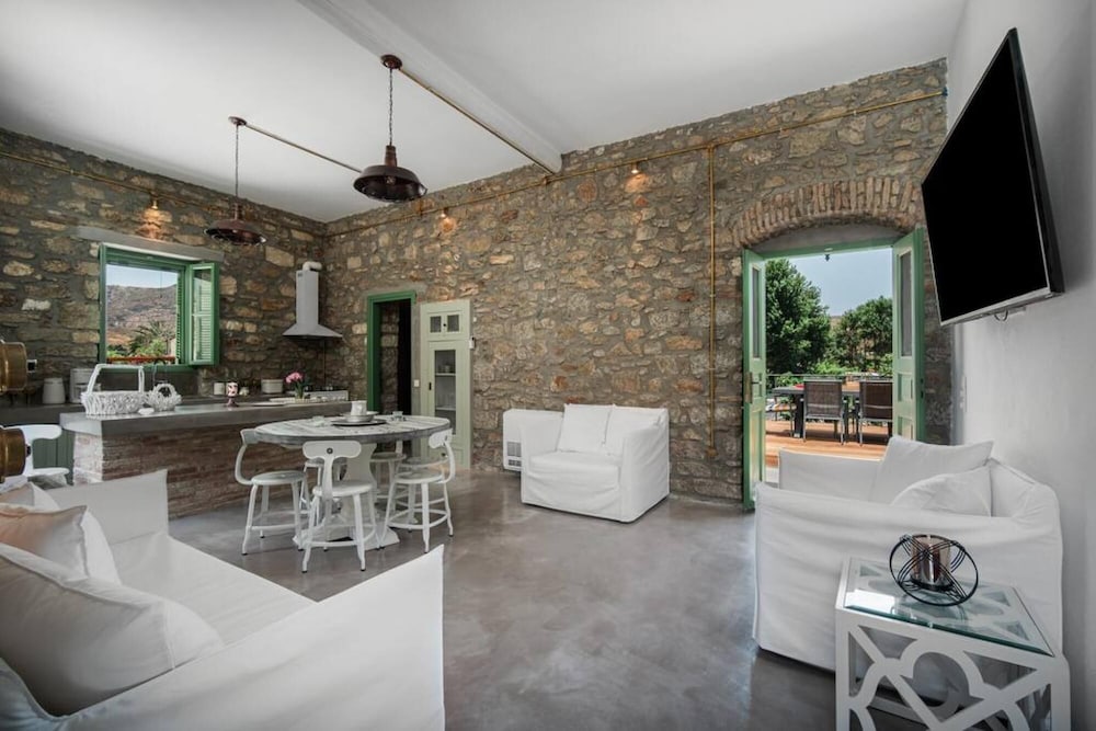 Villa Aglaia a Hidden Paradise Livadi Serifos view 3