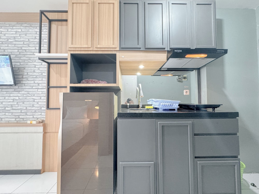 Comfortable Living Studio At Tamansari Prospero Apartment