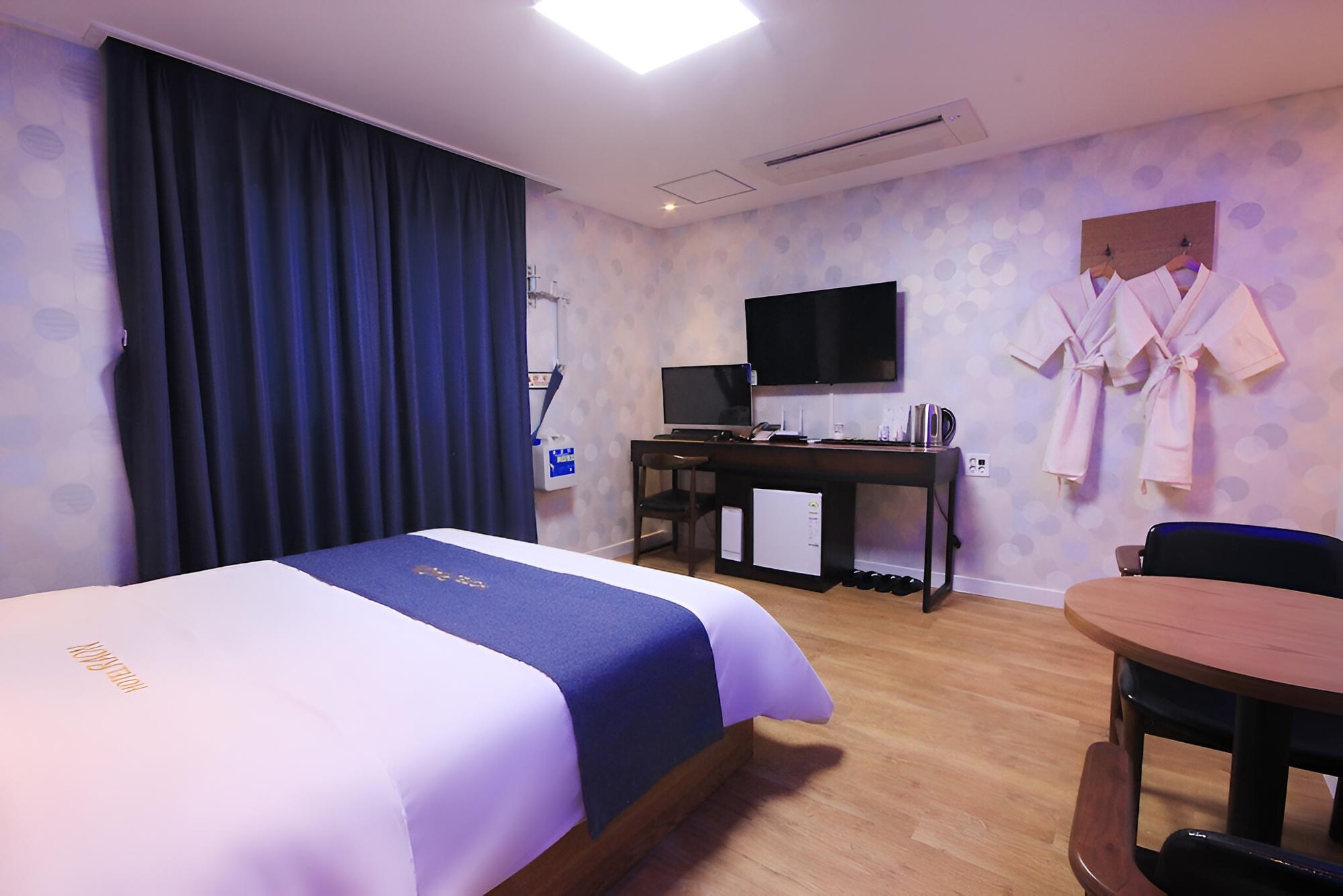 Jeonju Jungang Raon Hotel view 2