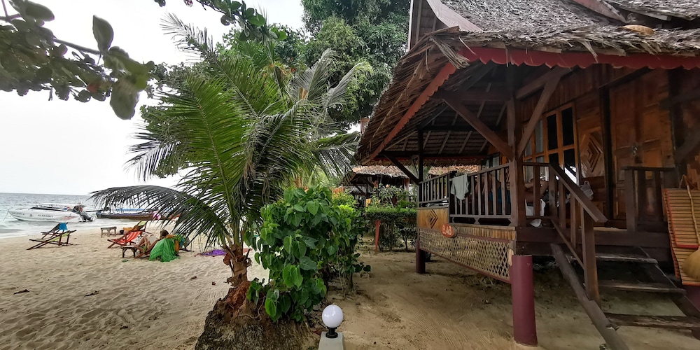 Phi Phi Relax Beach Resort
