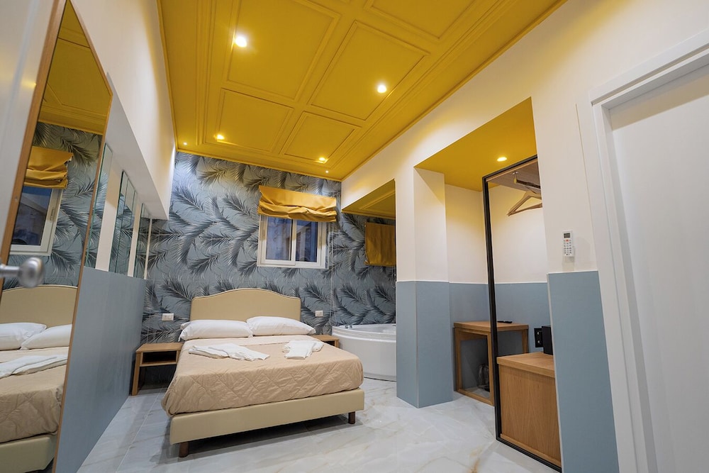 MEDINA H. LIFESTYLE NAPOLI CENTRO by ClaPa Group Dislocated Hospitality