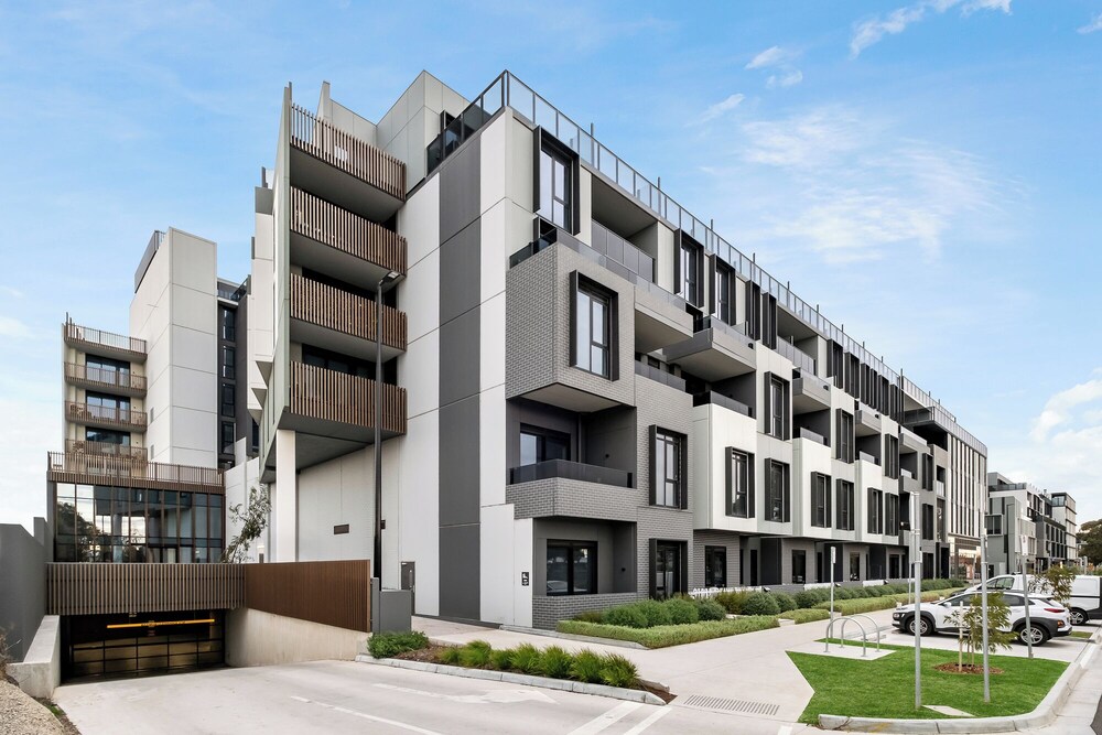 Hobson Apartments by Urban Rest
