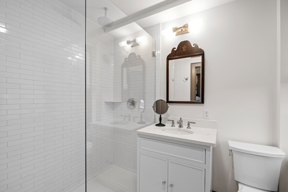 Portsmouth Vacations - The Davenport Inn - Property Image 15