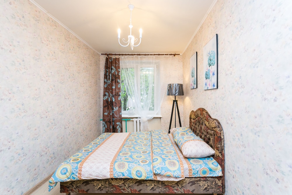 Apartment on Perunovskiy 4-10