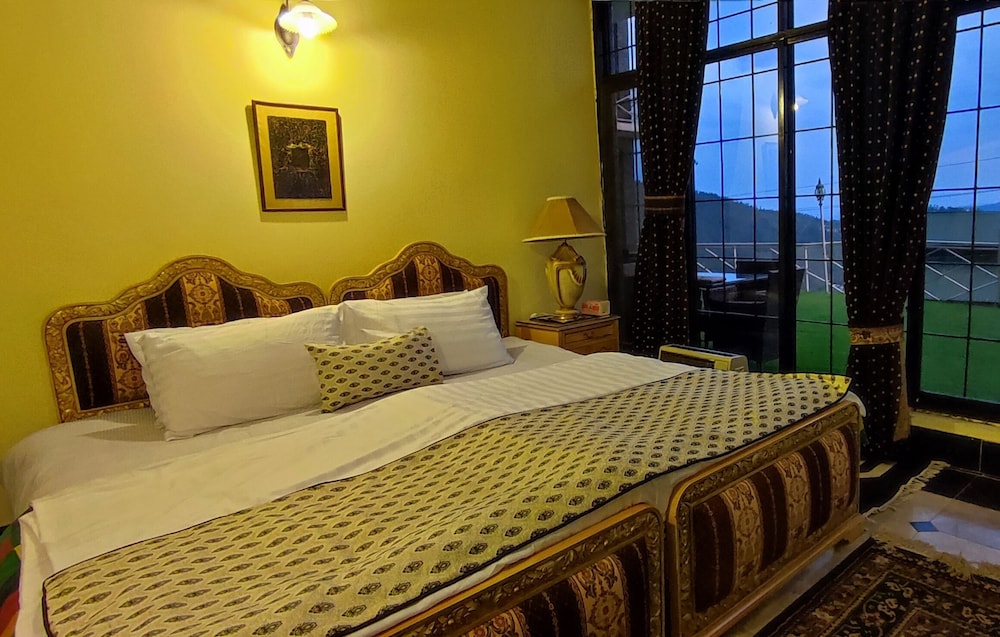 Sierra Sky Luxury Villas view 2