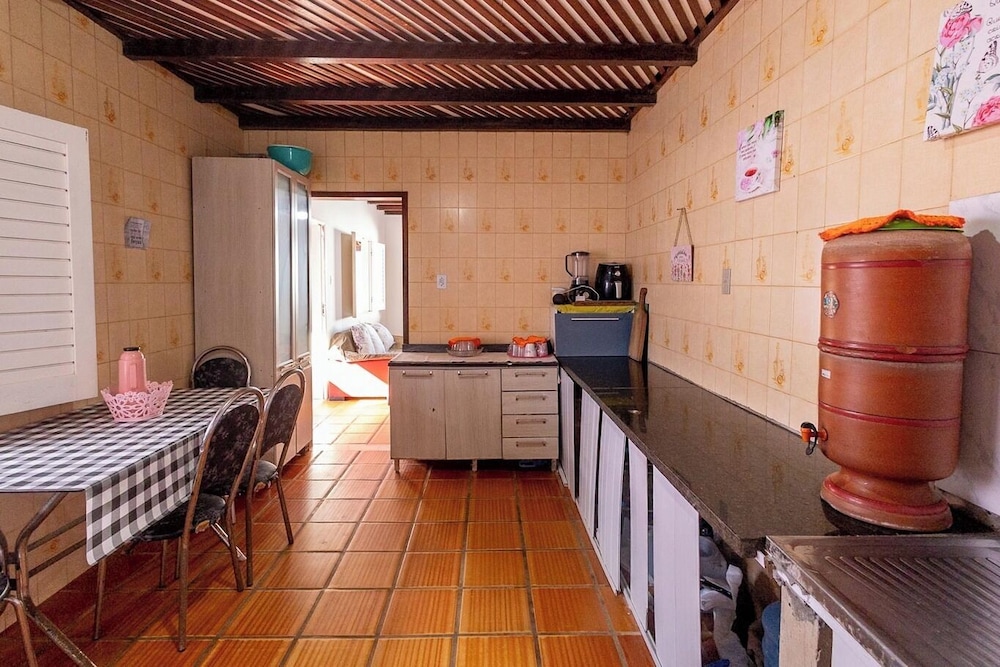 Casa Pet-friendly com Piscina de Frente Para o mar