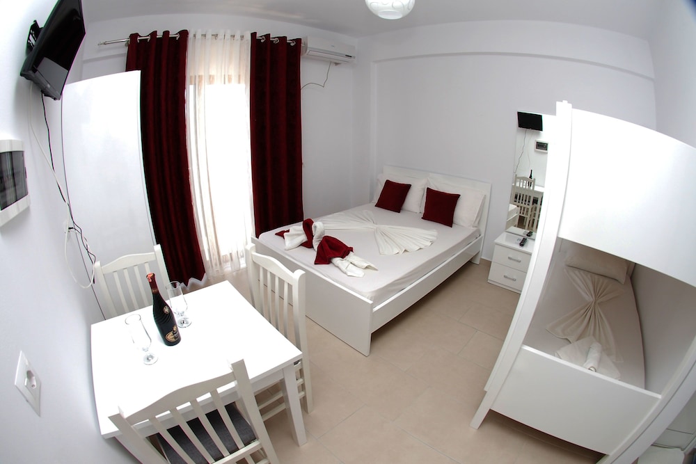 Vila Renato