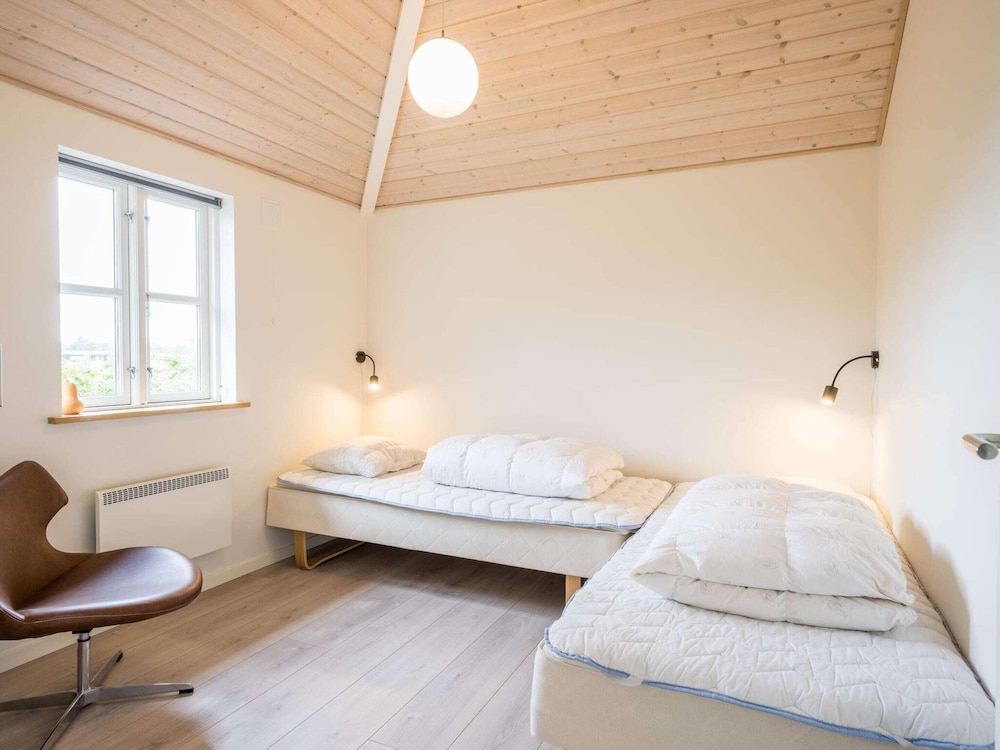 6 Person Holiday Home in Henne view 3