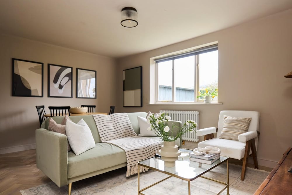The Twickenham Wonder - Lovely 1bdr Flat With Parking view 5