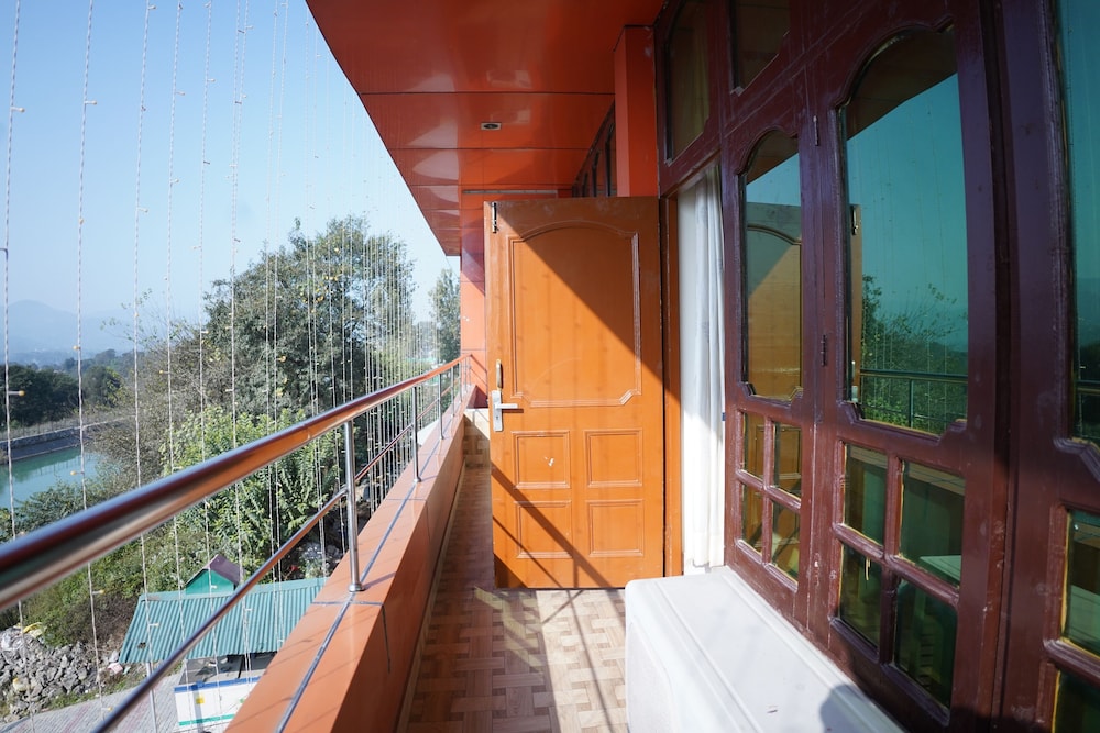 Besillio Grand Hotel and Restaurant