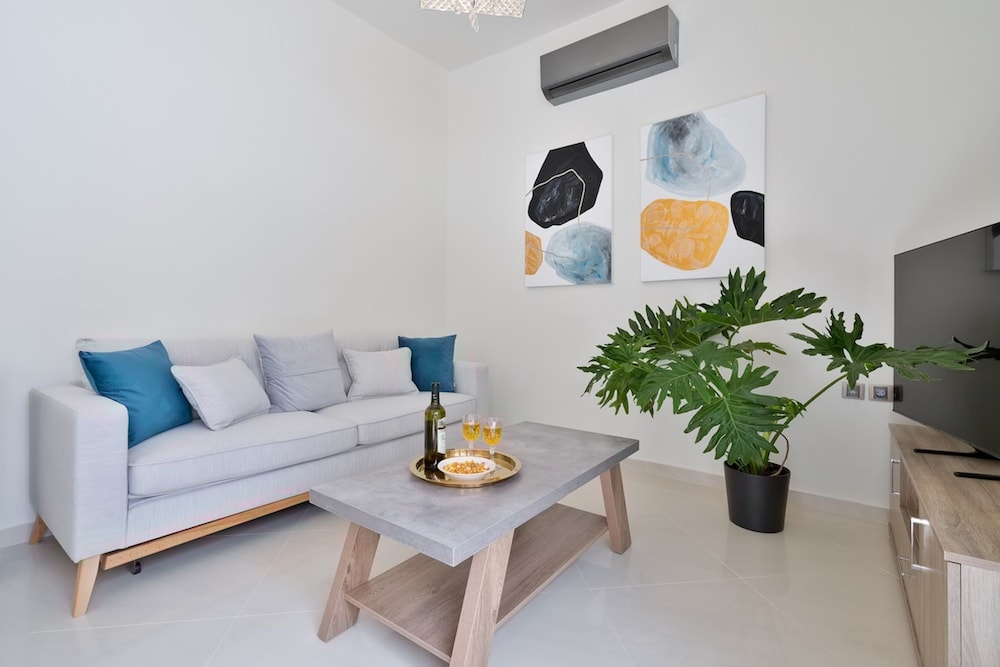 Chania Boutique Villa - Steps From the Beach