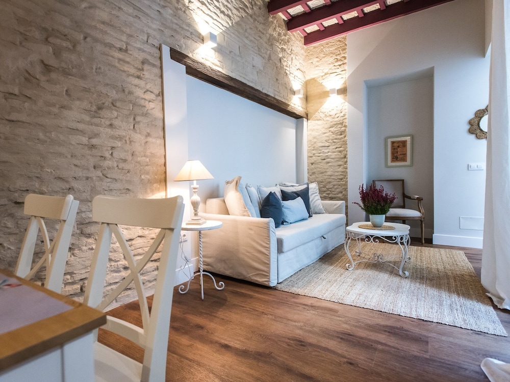 Boutike Apartments