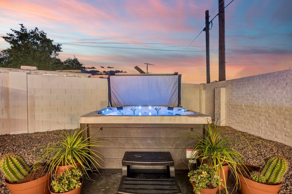 Beatrice Mini-resort Scottsdale