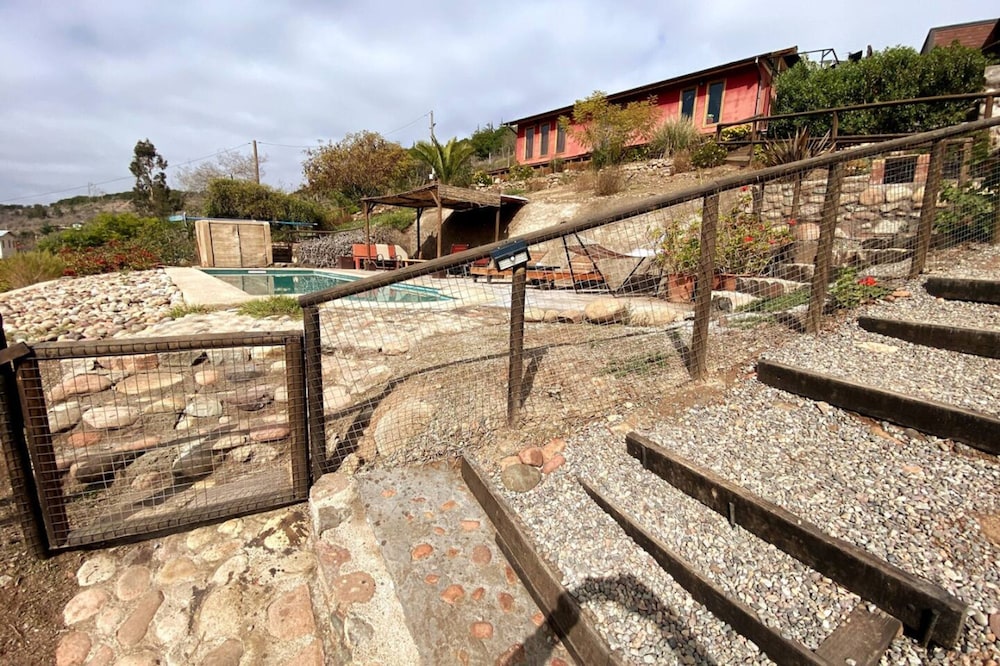 Girasol Studio BBQ Kitchen Parking Shared Pool