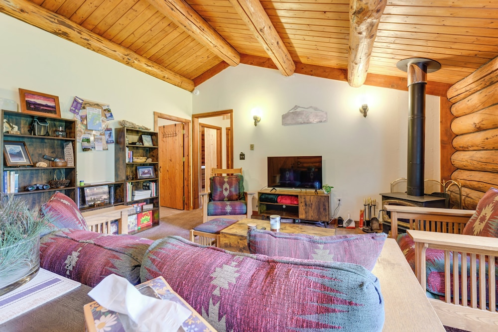 Ski, Hike & Snowshoe: Homer Getaway w/ Fire Pit