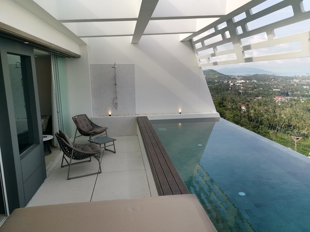 Aqua Samui Villas