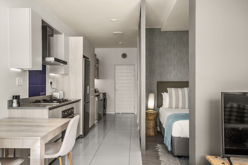 The Median Apartments