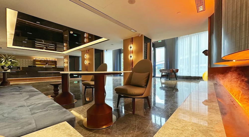 Echarm Plus Hotel