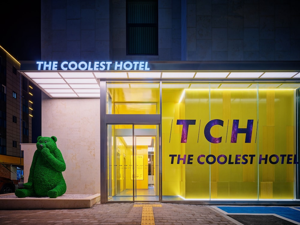 The Coolest Hotel 72