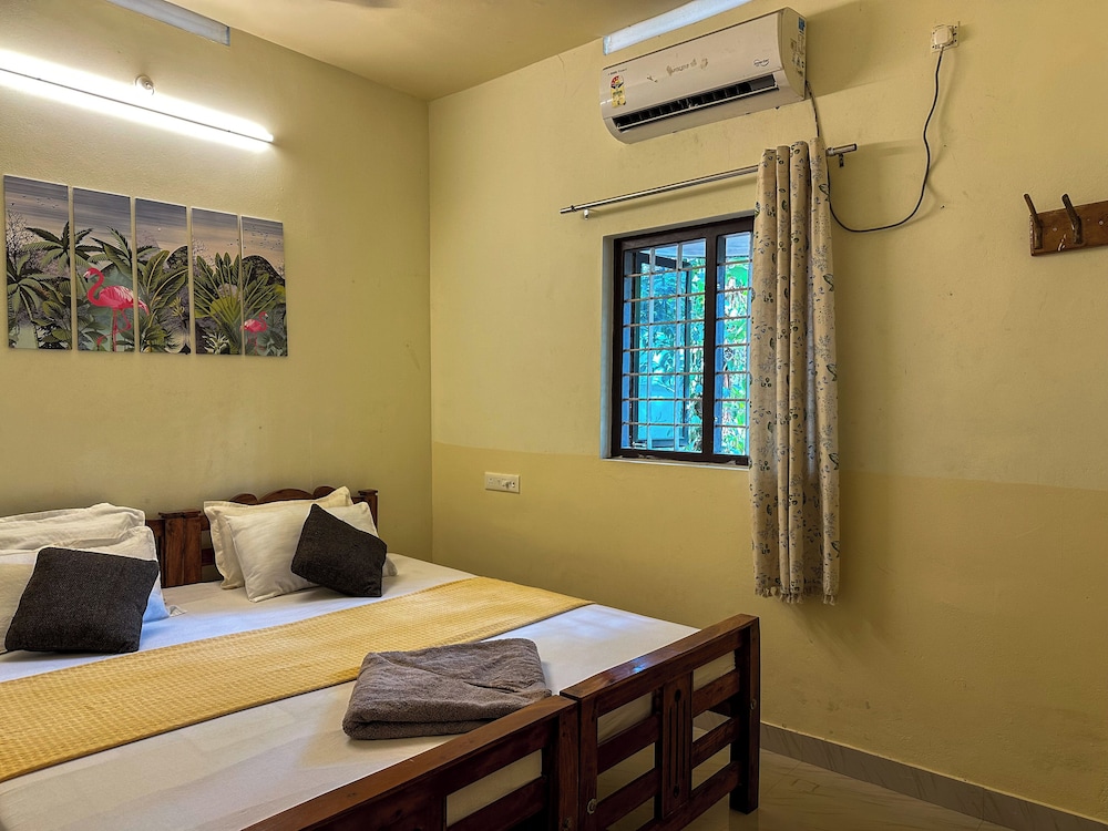 Molly's Hostel