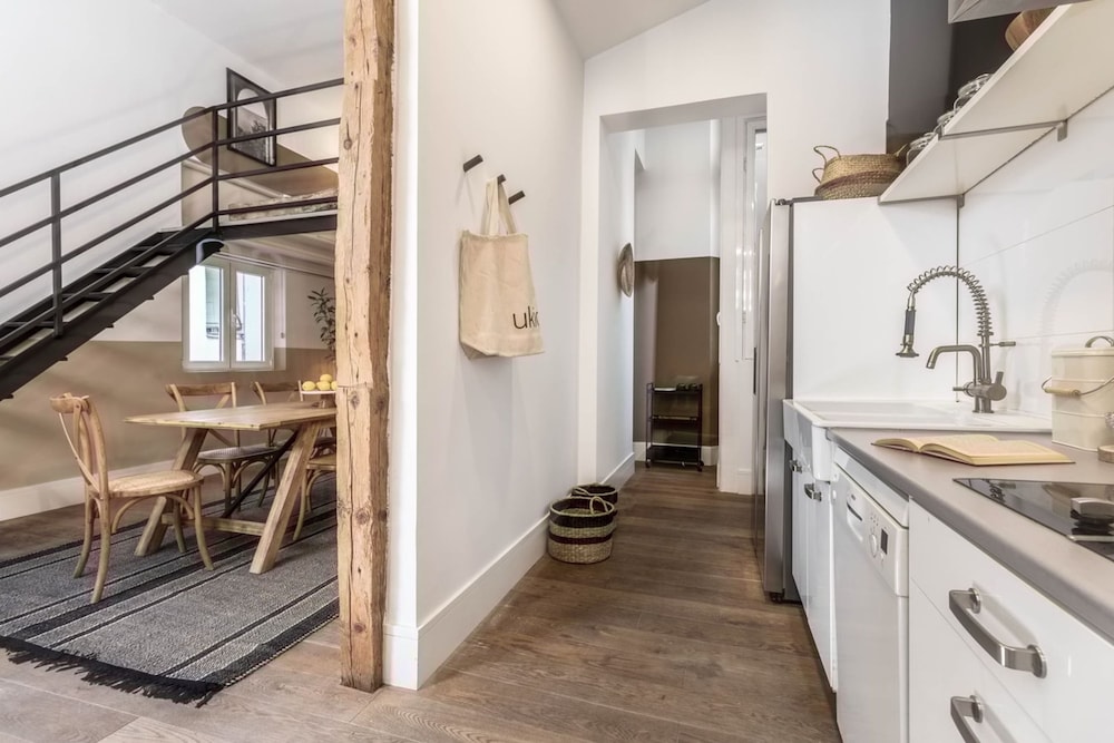 Cremano - 1 Bedroom and Office in Centro