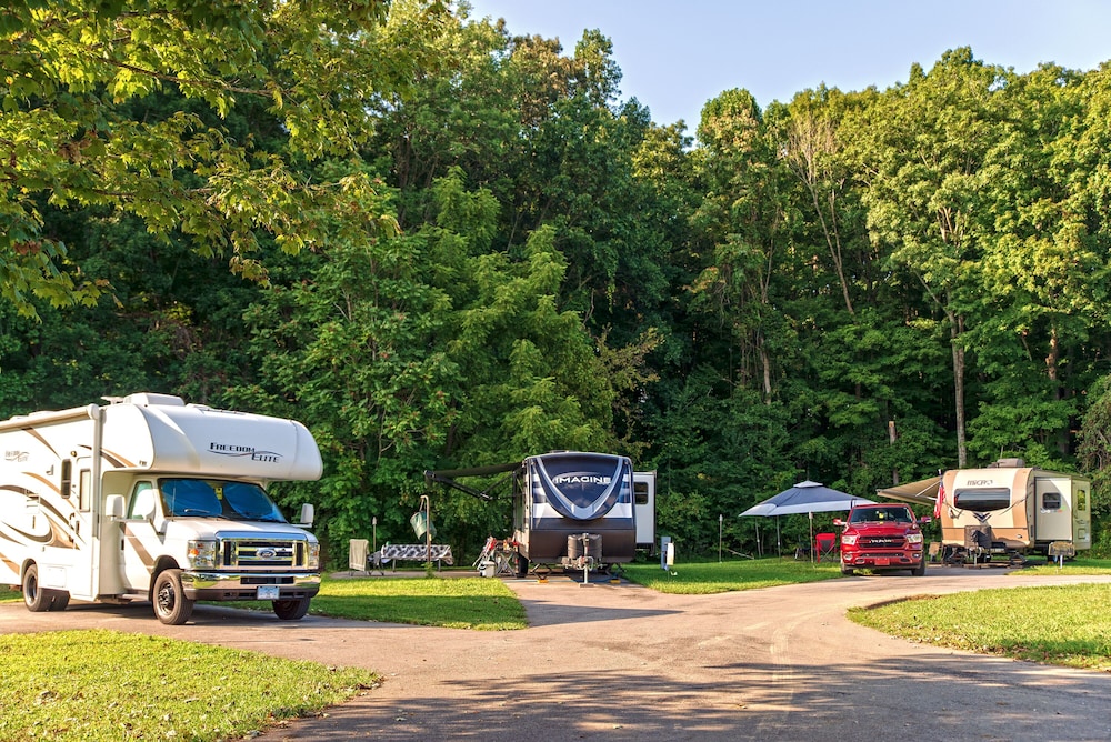 Dale Hollow Lake State Resort Park