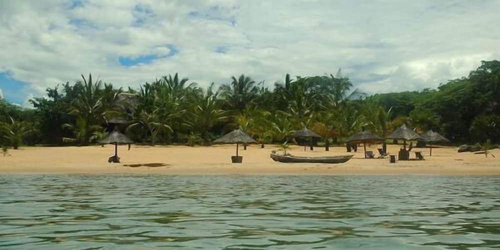Isanga Bay