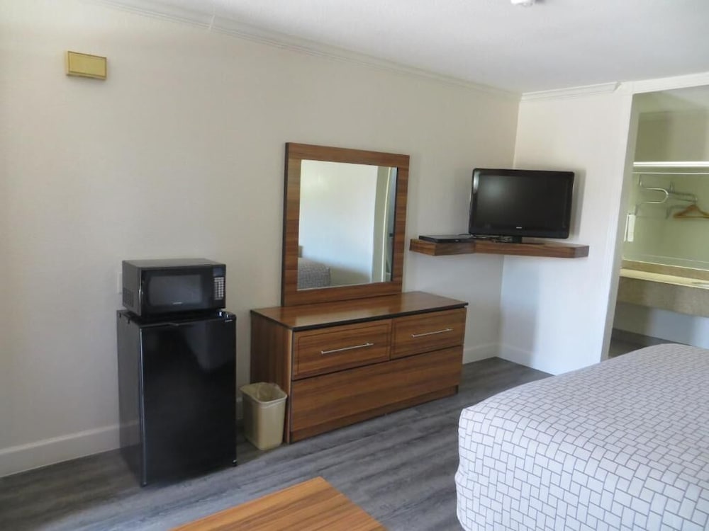 Palace Inn Wayside