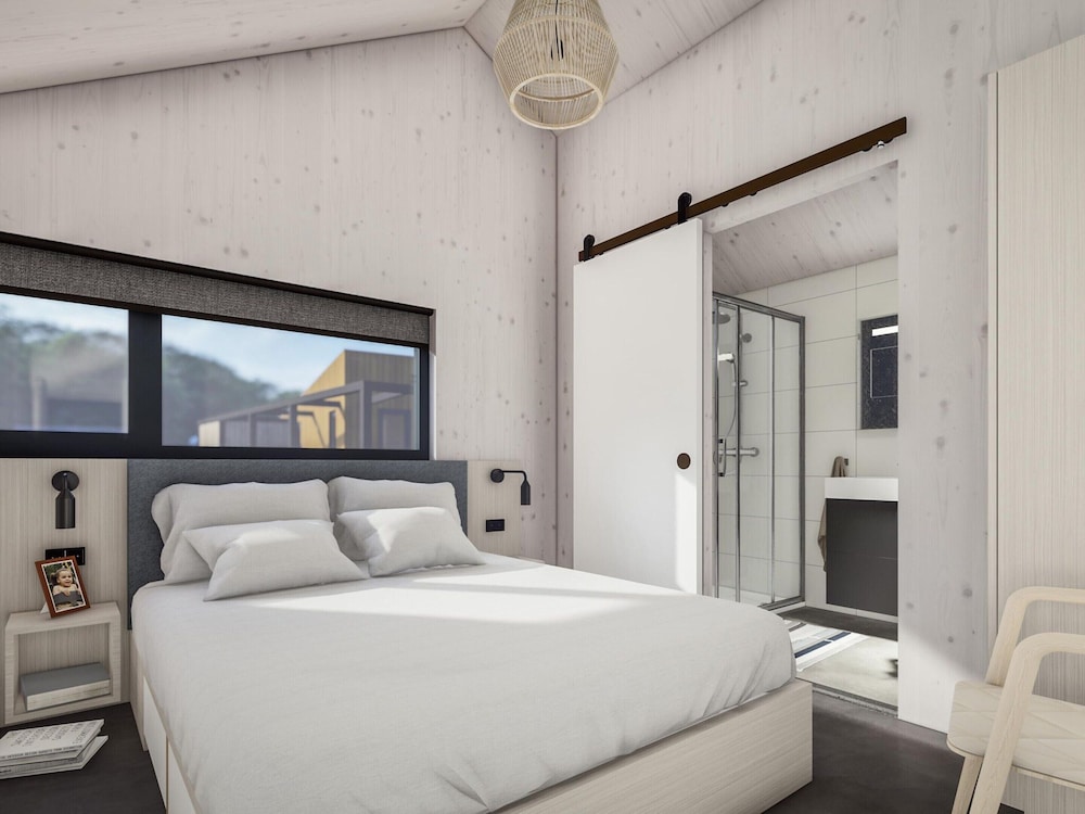 Lodge by the Lake in Arcen With Water Terrace