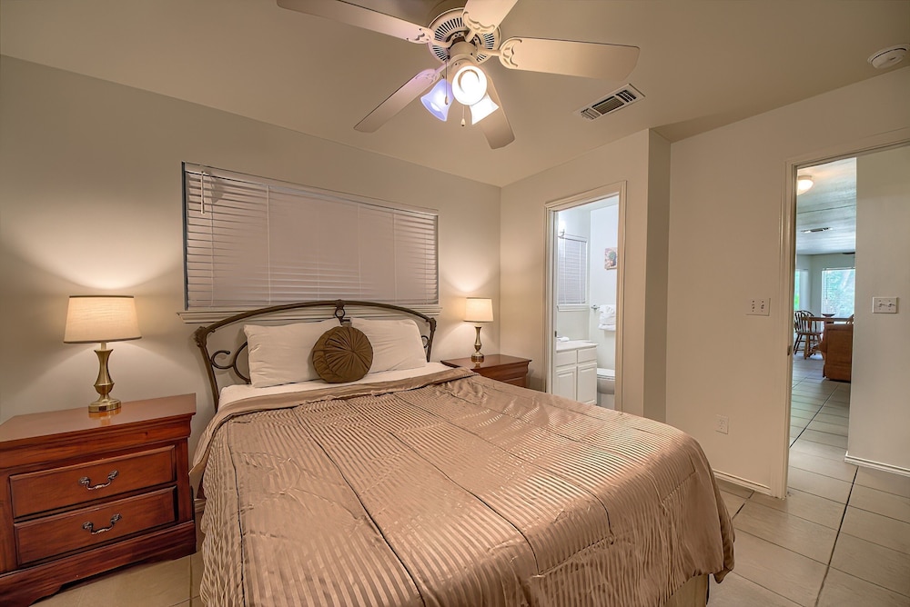 Ww D101 2 Bedroom Condo