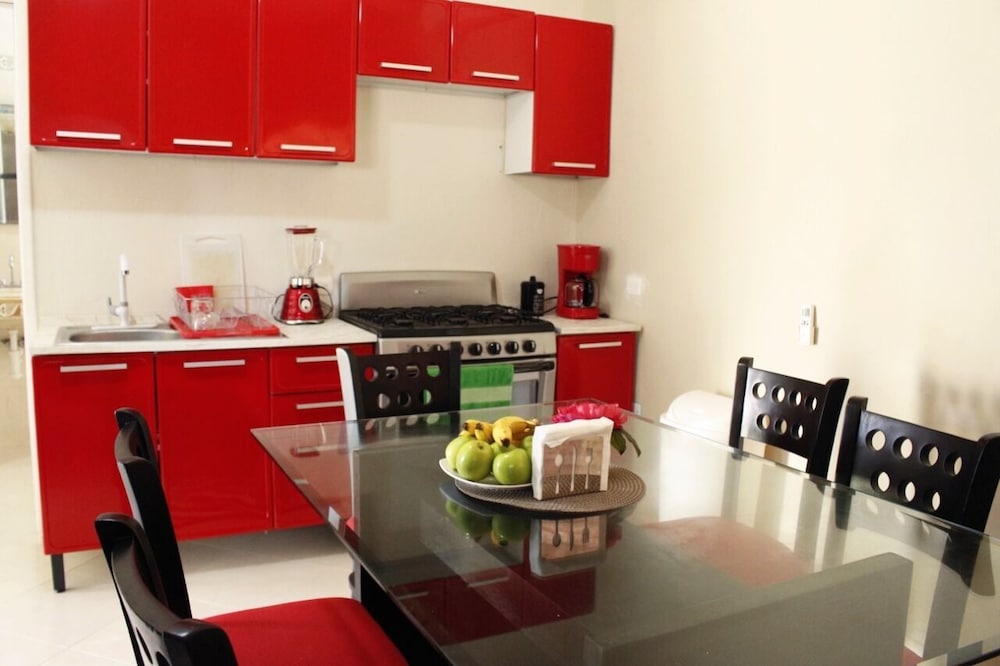 Room in Apartment - Cozy Mérida Retreat With Pool & Garden View