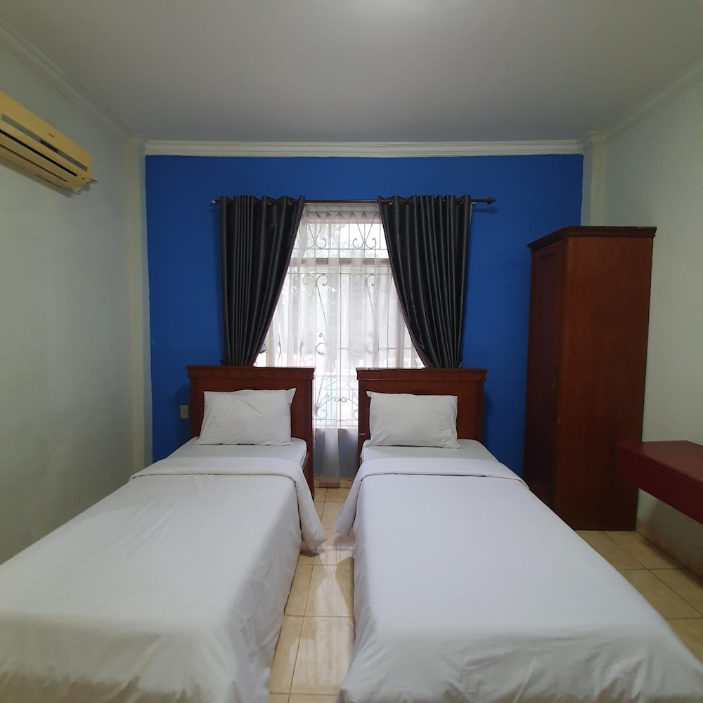 Serena Anggrek Hotel