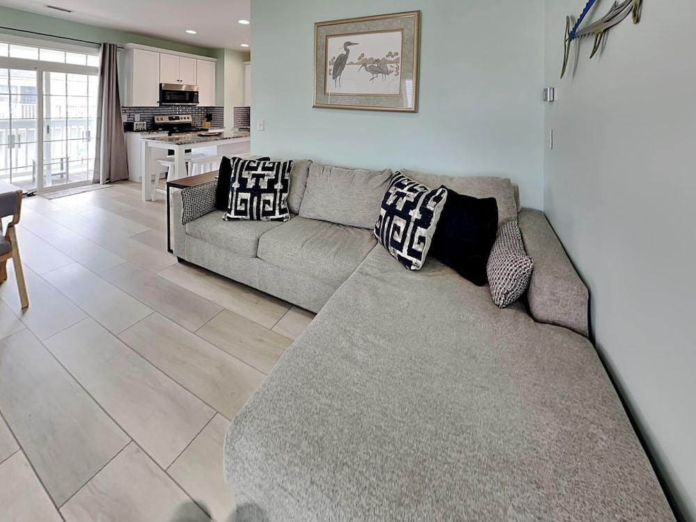 Otter Oasis by Topsail Realty