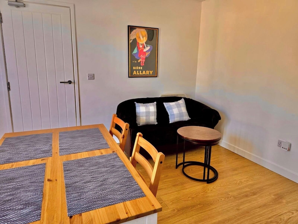 Cambridge Centre - Apartment - Sleeps 4 - Parking