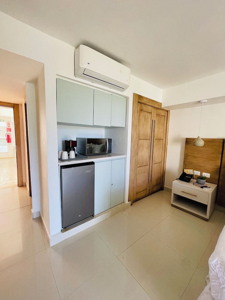 Playa Dorada King Bed Beachfront